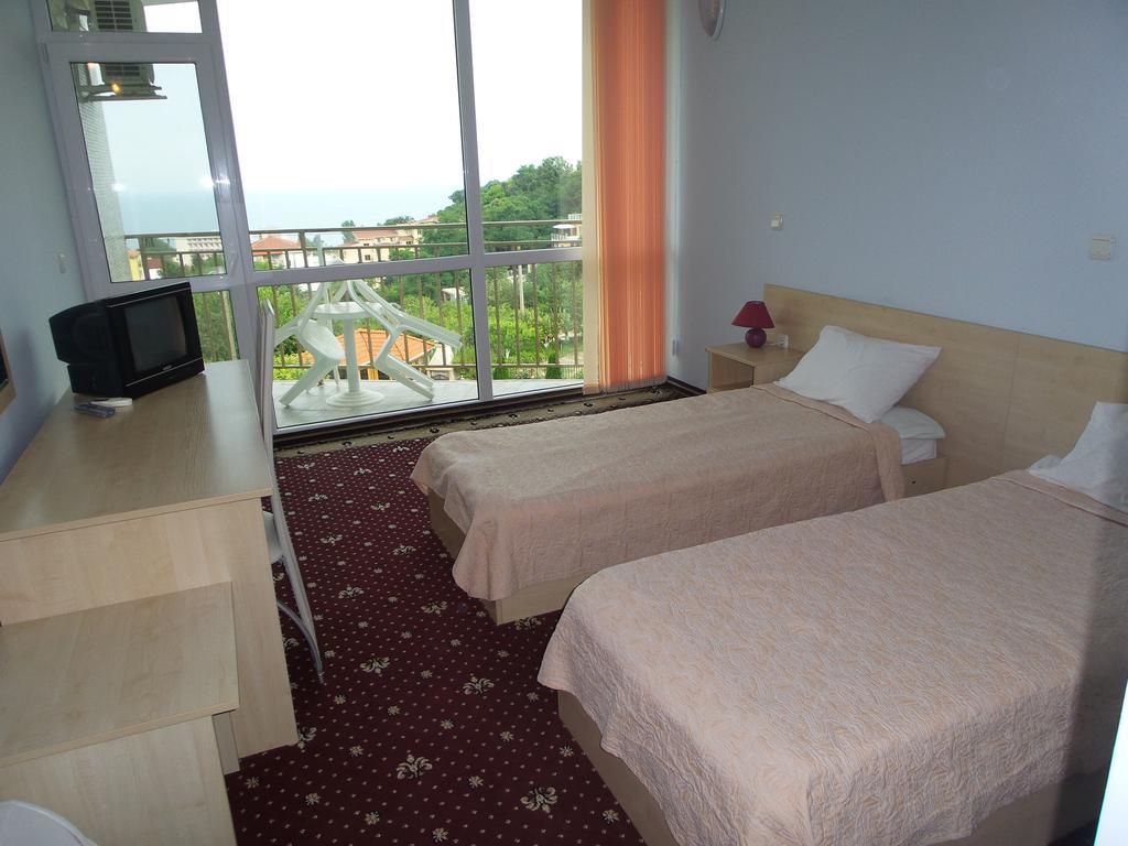 גולדן סנדס Hotel Paradise חדר תמונה