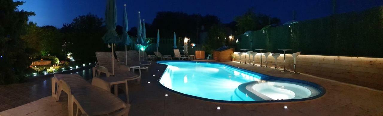 גולדן סנדס Hotel Paradise מראה חיצוני תמונה